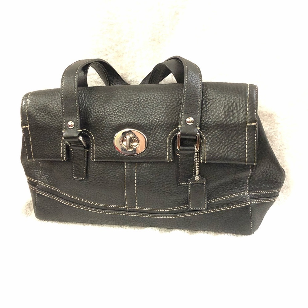 Coach Hamilton turn knob Black pebble Leather Shoulder Bag